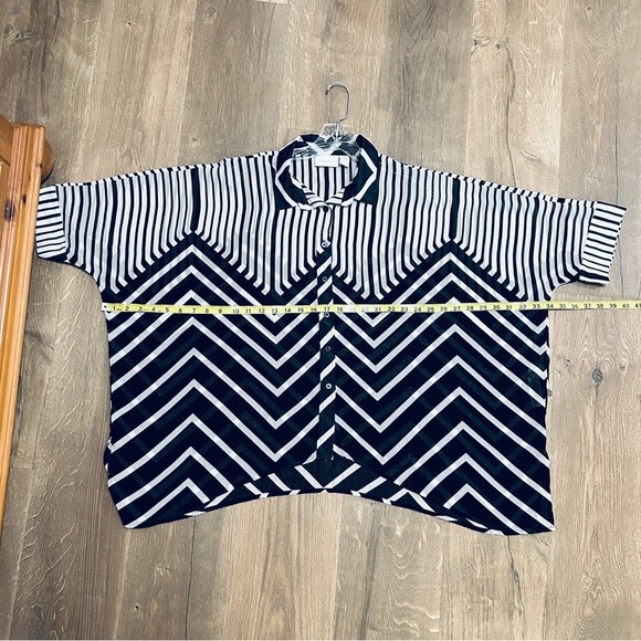 Chico's Tops - CHICO’S black & white, airy, boxy, blouse - Size L (Chico’s size 2)